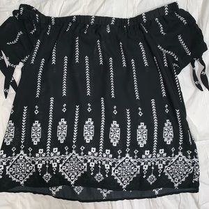 off the shoulder tie sleeve top